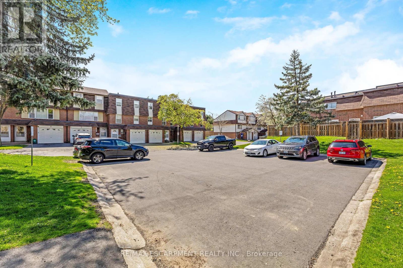 16 - 235 Bronte Street S, Milton, Ontario  L9T 3V8 - Photo 39 - W12420189