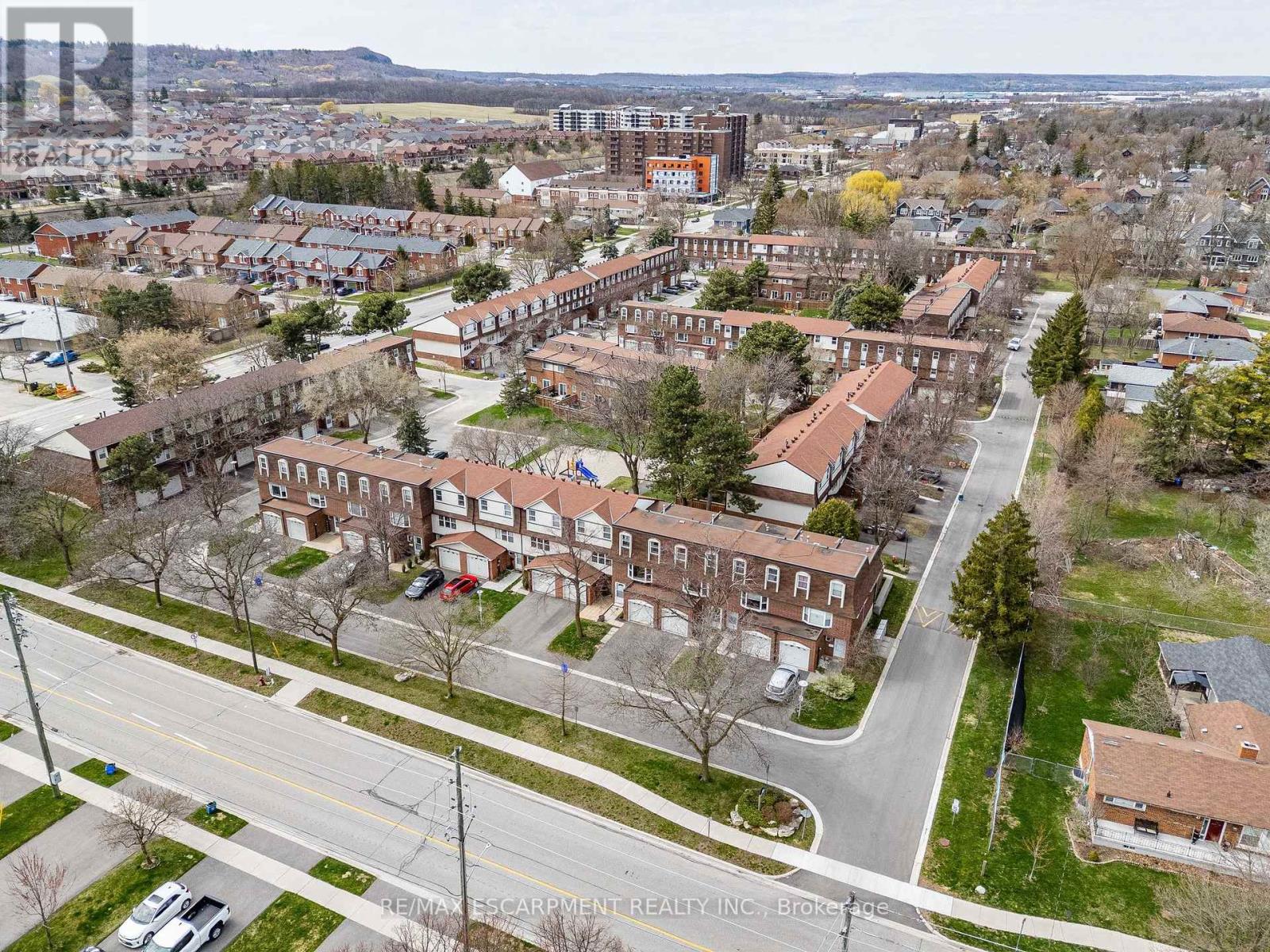 16 - 235 Bronte Street S, Milton, Ontario  L9T 3V8 - Photo 40 - W12420189
