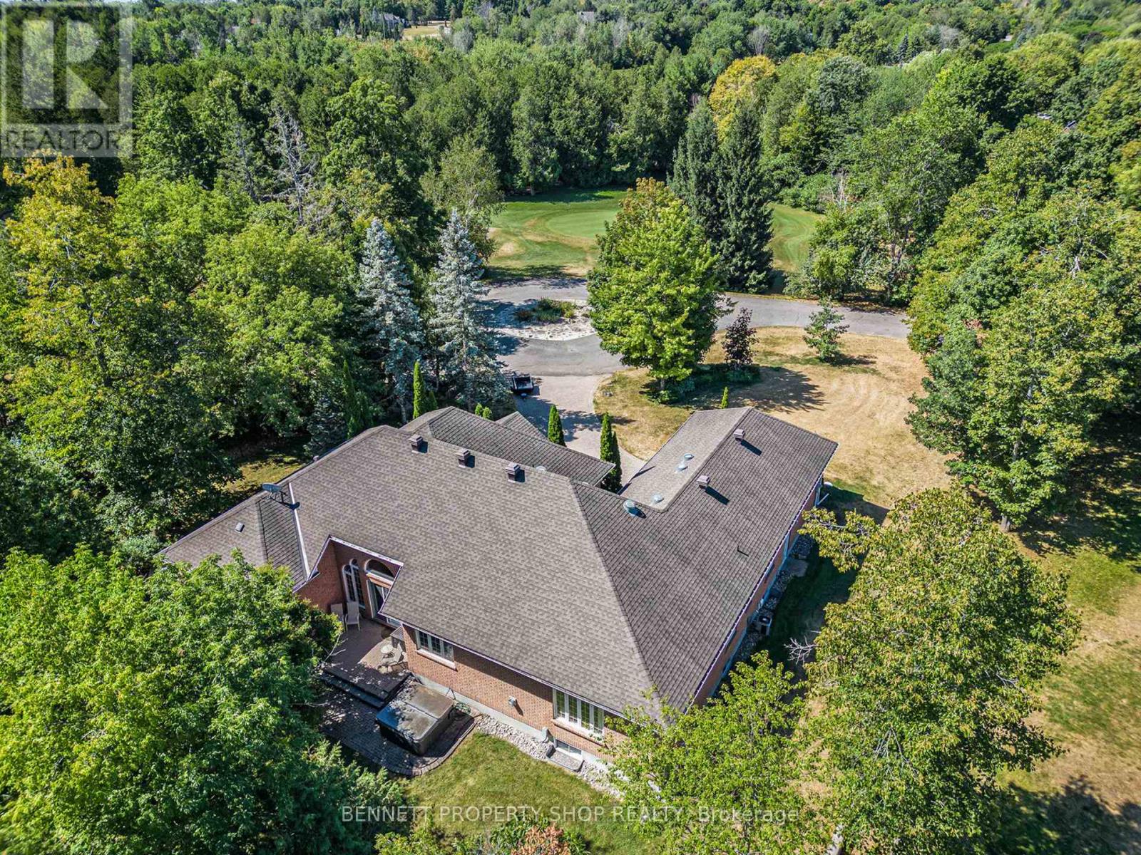 5 Countryside Green, Ottawa, Ontario  K2R 1B5 - Photo 43 - X12353577