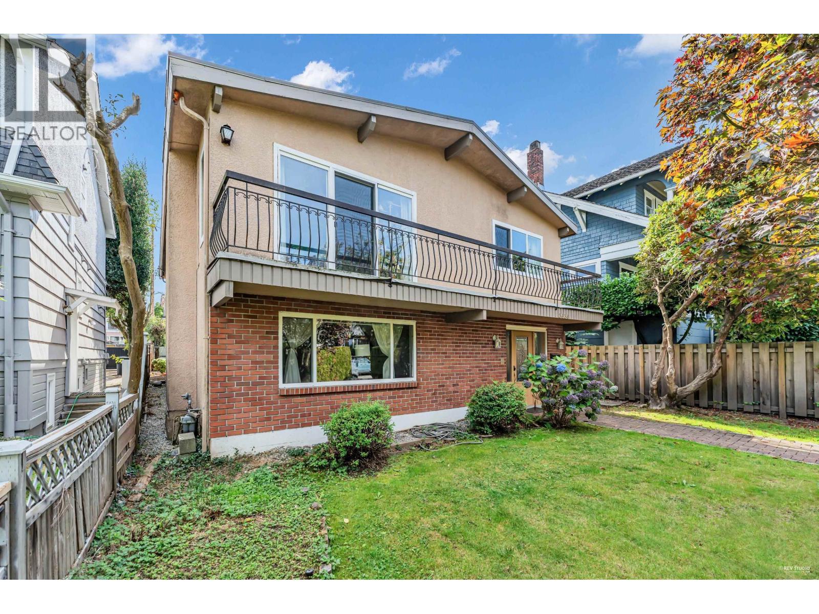 3636 W 18TH AVENUE, Vancouver, British Columbia