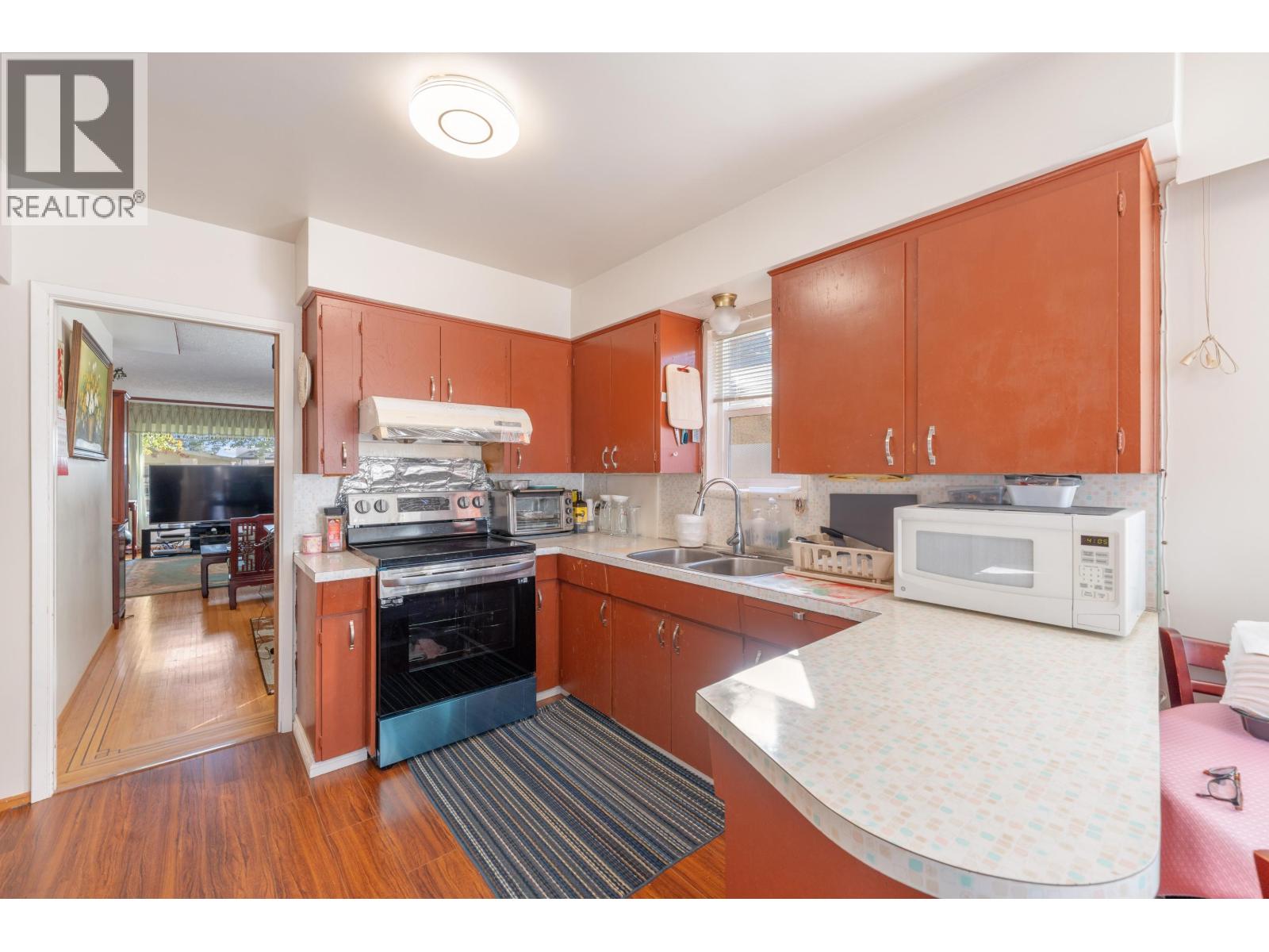 1465 E 49th Avenue, Vancouver, British Columbia  V5P 1S4 - Photo 13 - R3050754