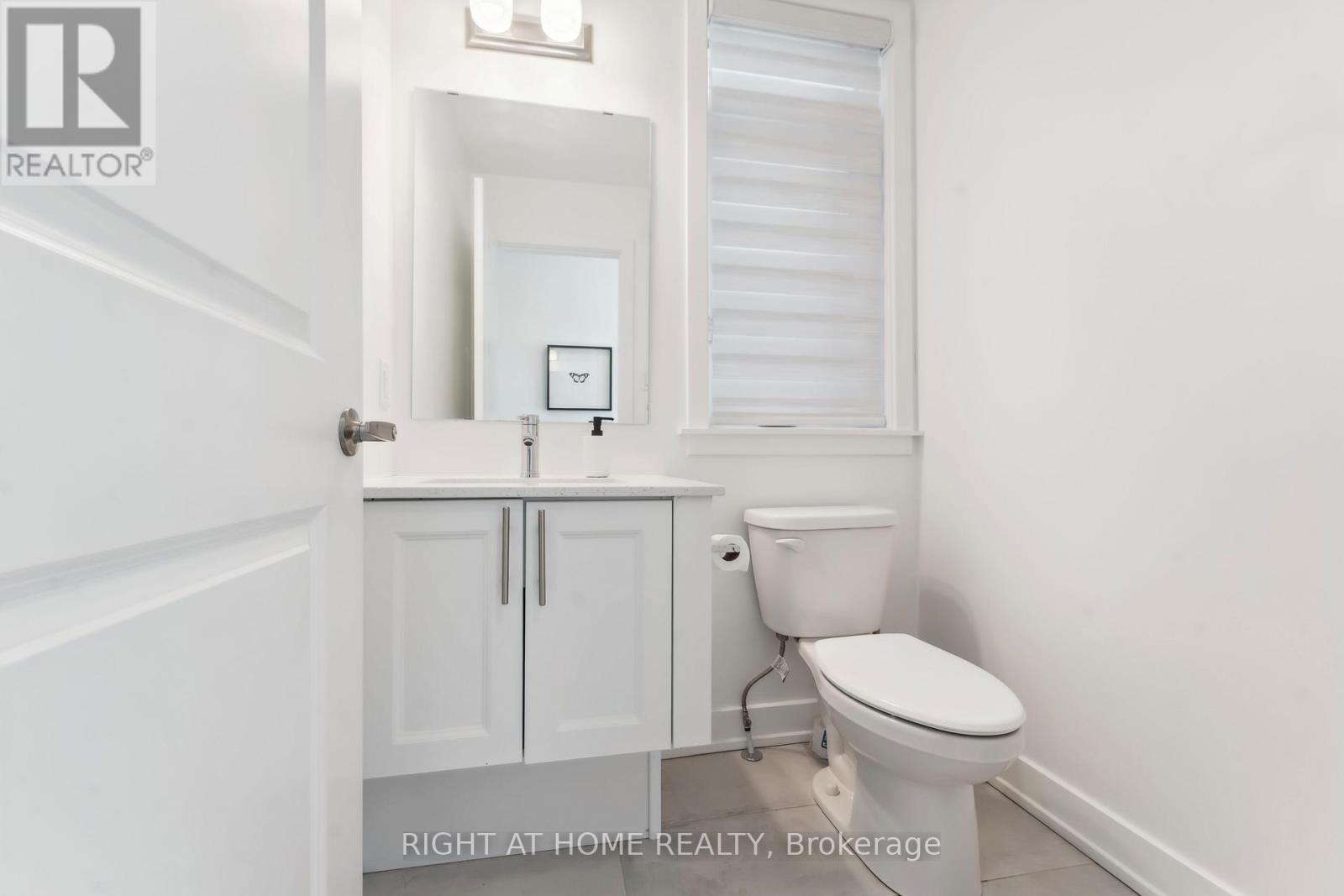 848 Beckton Heights S, Ottawa, Ontario  K2S 2X9 - Photo 12 - X12420229