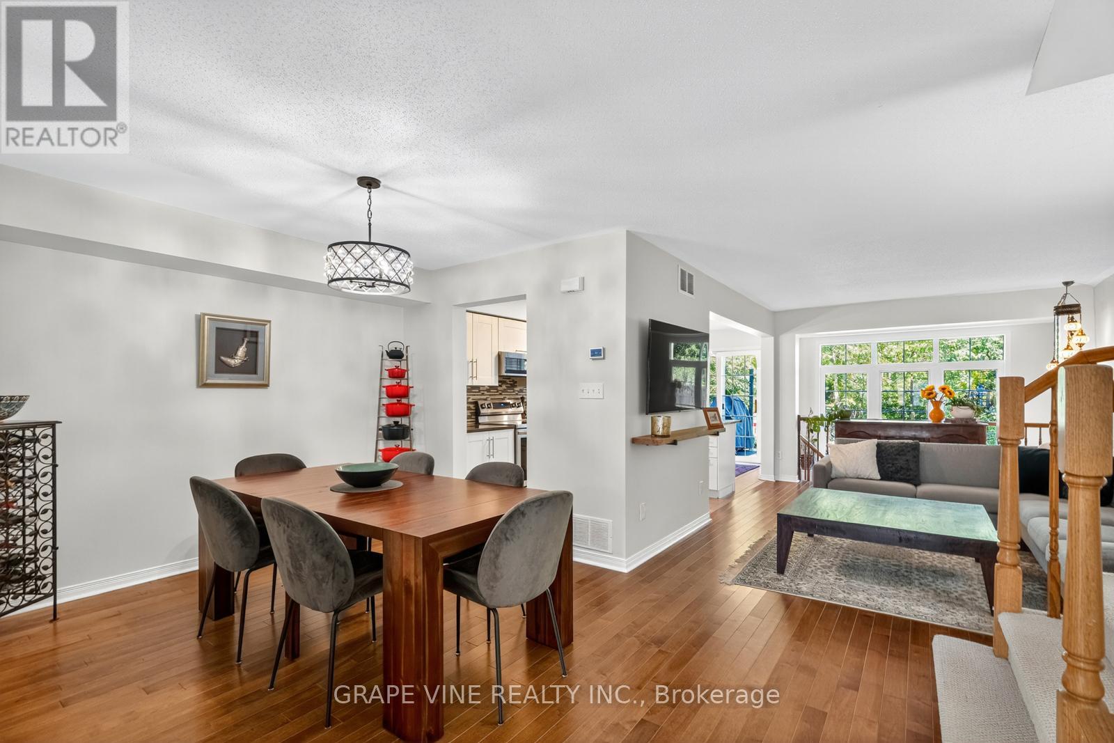 19 Fieldberry Private, Ottawa, Ontario  K2J 5E7 - Photo 10 - X12420267