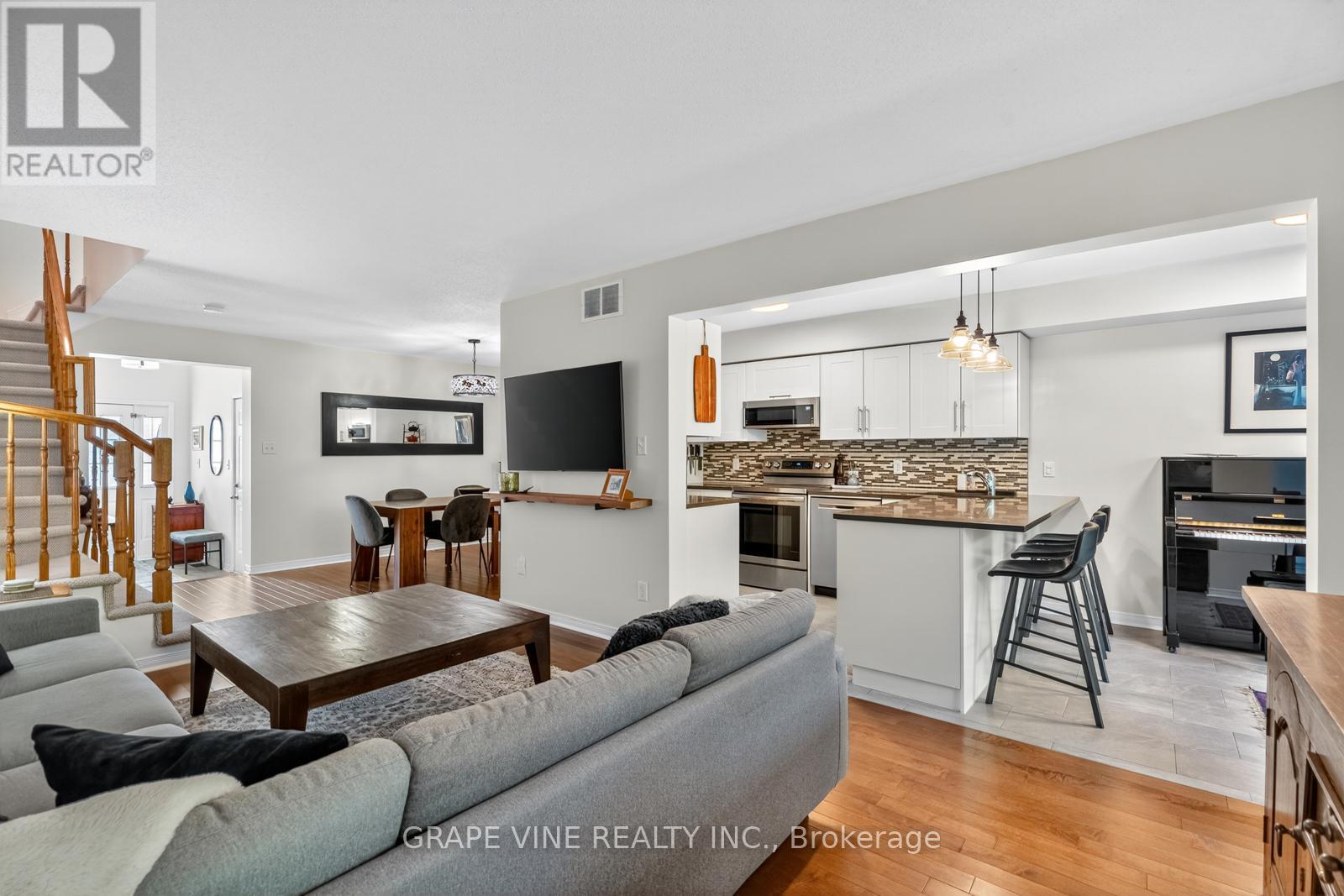 19 Fieldberry Private, Ottawa, Ontario  K2J 5E7 - Photo 15 - X12420267