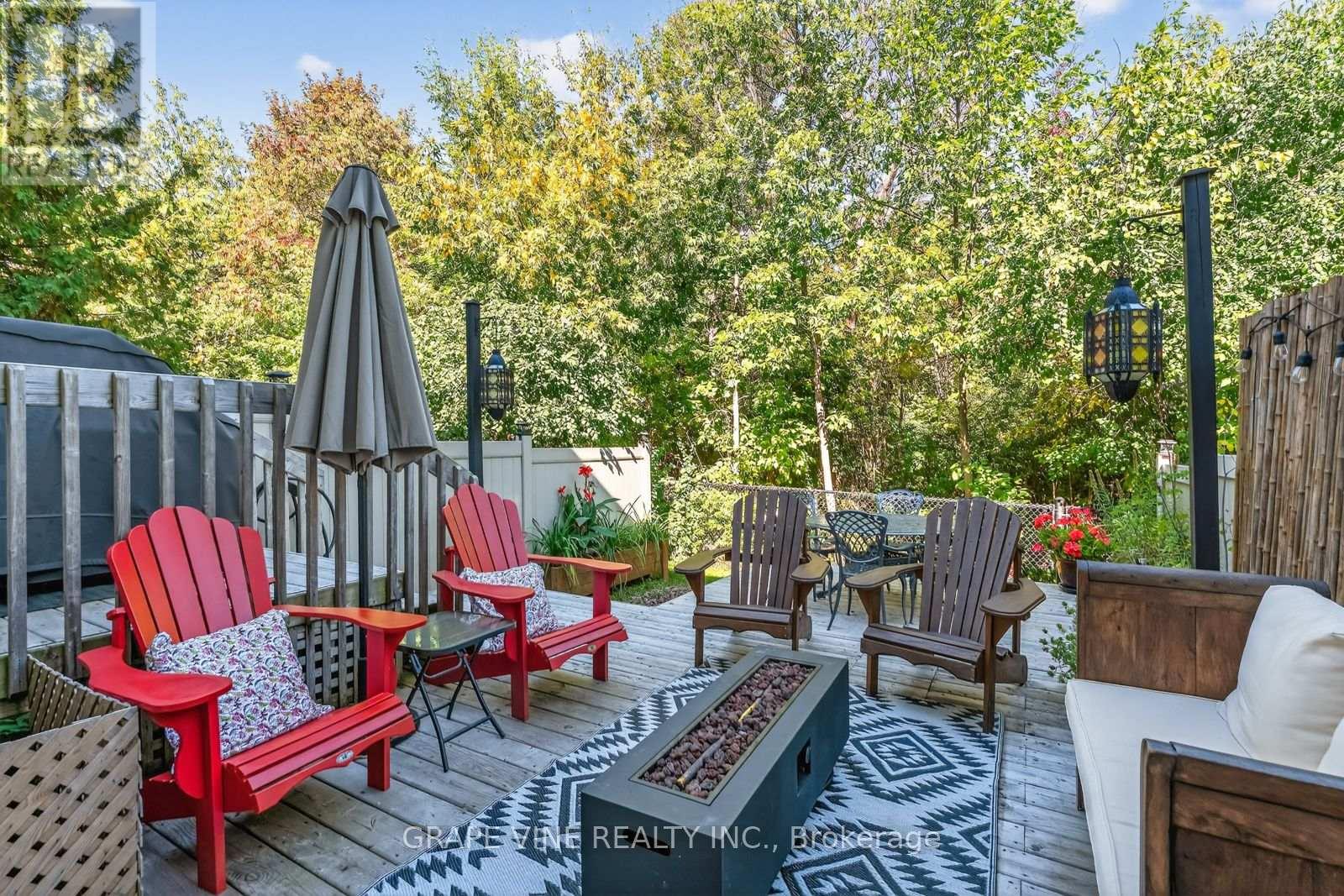 19 Fieldberry Private, Ottawa, Ontario  K2J 5E7 - Photo 7 - X12420267