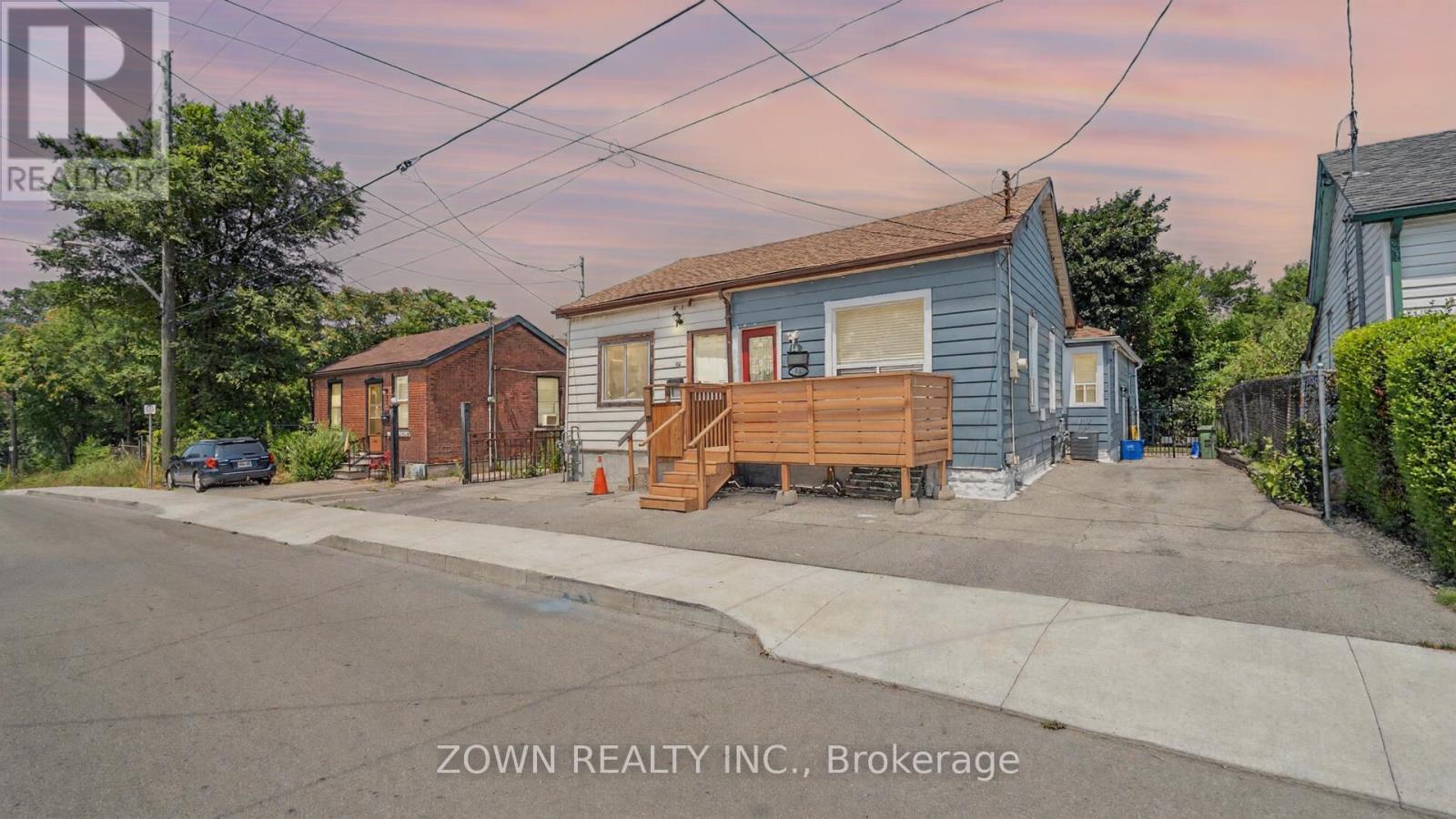 64 SHEAFFE STREET, Hamilton, Ontario