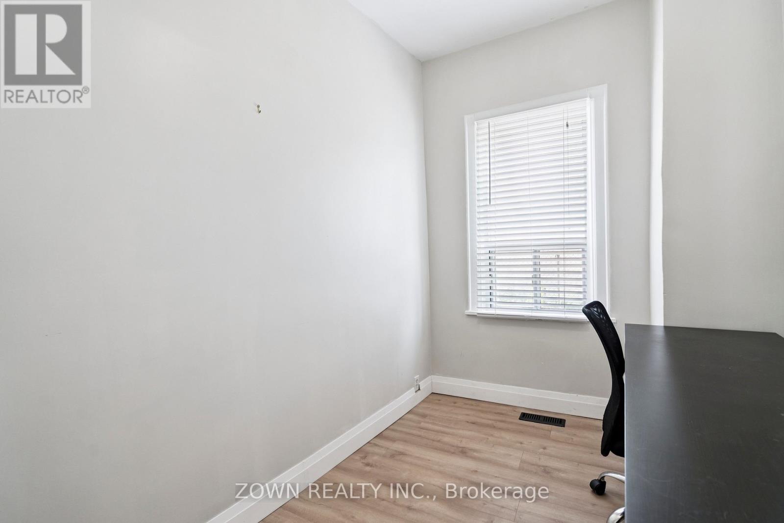 64 Sheaffe Street, Hamilton, Ontario  L8R 2E9 - Photo 24 - X12420226