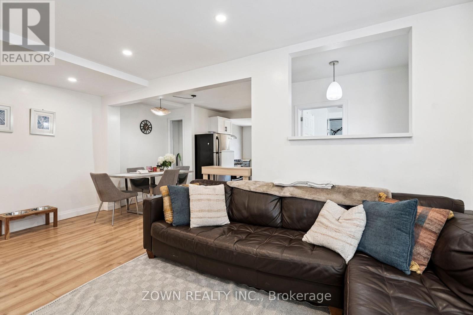 64 Sheaffe Street, Hamilton, Ontario  L8R 2E9 - Photo 6 - X12420226