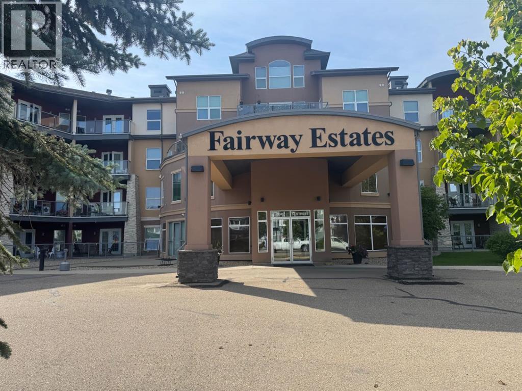203, 5040 53 Street, Sylvan Lake, Alberta  T4S 0A1 - Photo 3 - A2247341