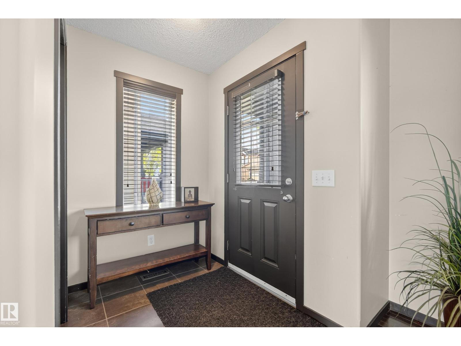 3623 13 St Nw, Edmonton, Alberta  T6T 0J5 - Photo 2 - E4458996