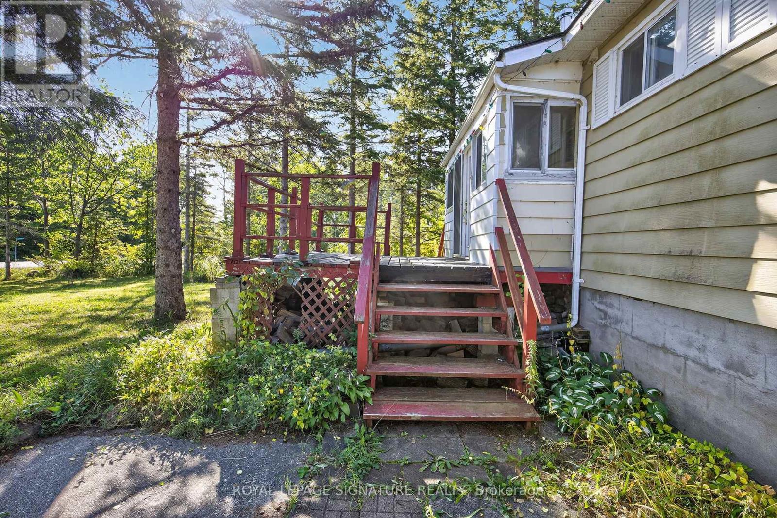 81-77 Bass Bay Drive, Tay, Ontario  L0K 2A0 - Photo 3 - S12413302