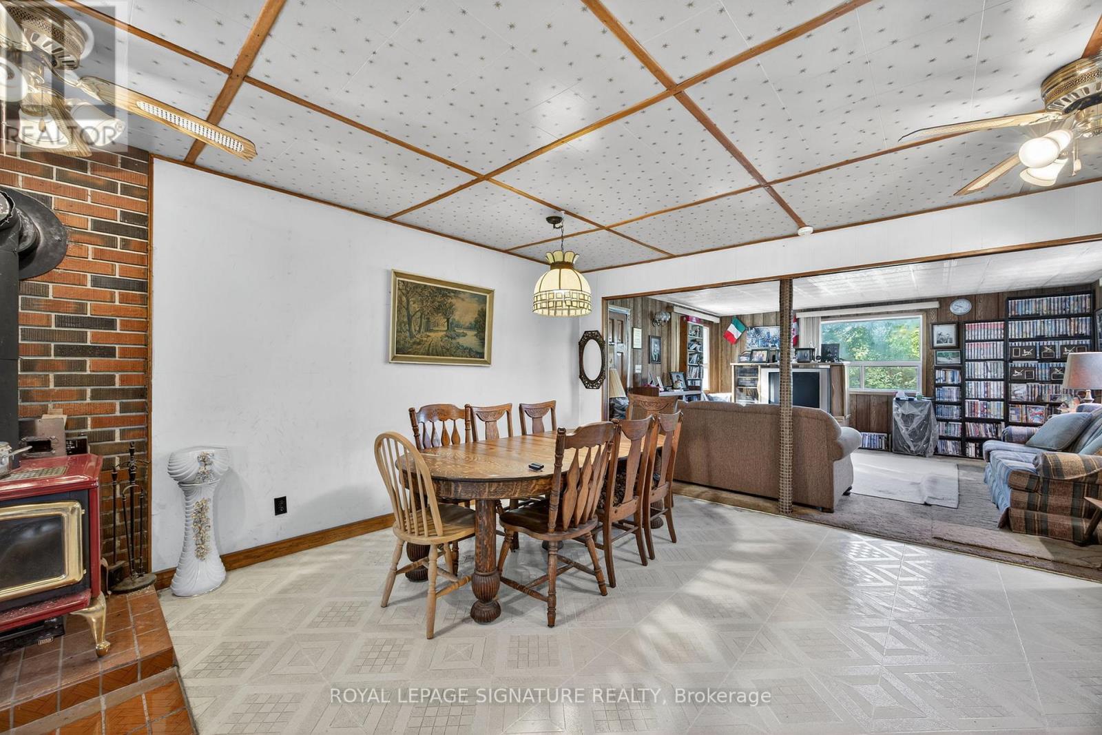 81-77 Bass Bay Drive, Tay, Ontario  L0K 2A0 - Photo 14 - S12413302