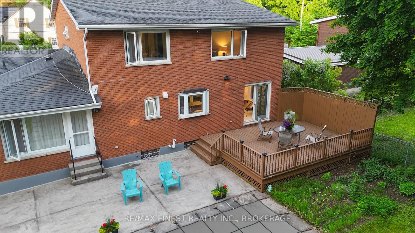 16 Pembroke Street, Kingston, Ontario  K7L 4N4 - Photo 2 - X12303105