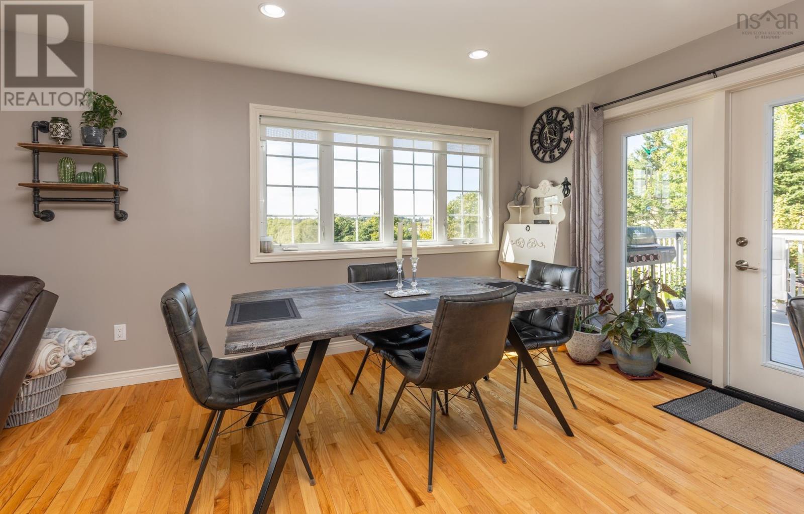 35 Sprucewood Drive, Yarmouth, Nova Scotia  B5A 4M9 - Photo 15 - 202521318