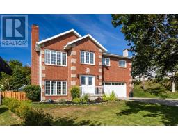 35 Sprucewood Drive, Yarmouth, Ca
