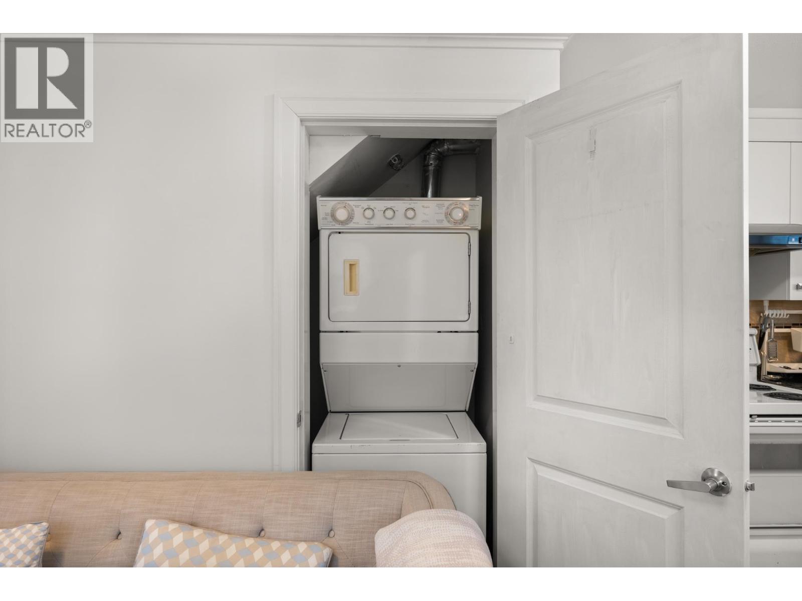 2643 E 8th Avenue, Vancouver, British Columbia  V5M 1W4 - Photo 31 - R3050685