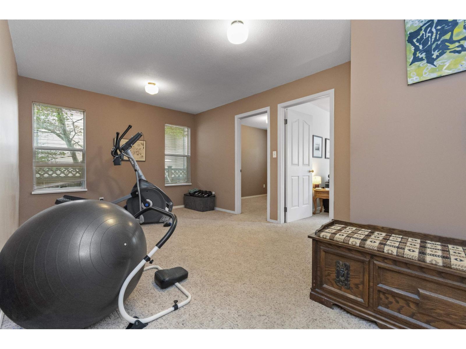 8674 143 Street, Surrey, British Columbia  V3W 0N7 - Photo 13 - R3046893