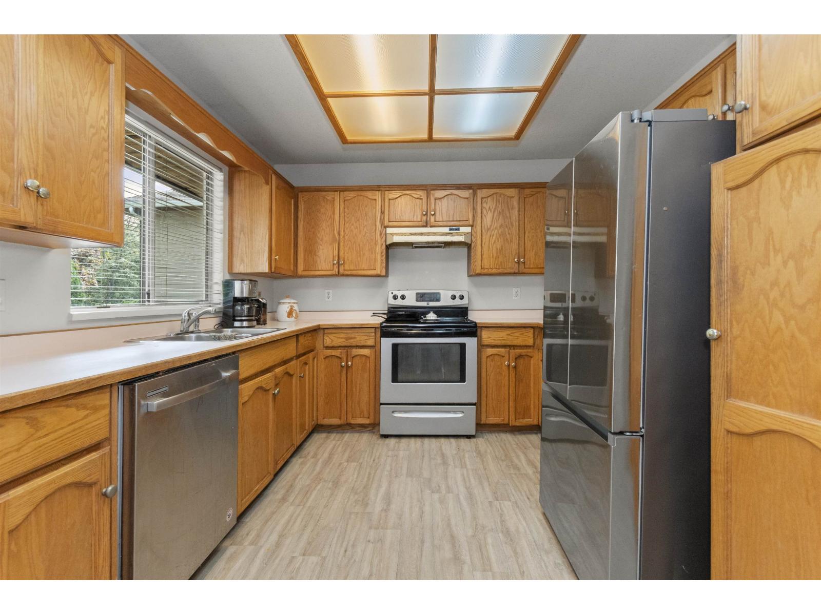 8674 143 Street, Surrey, British Columbia  V3W 0N7 - Photo 9 - R3046893