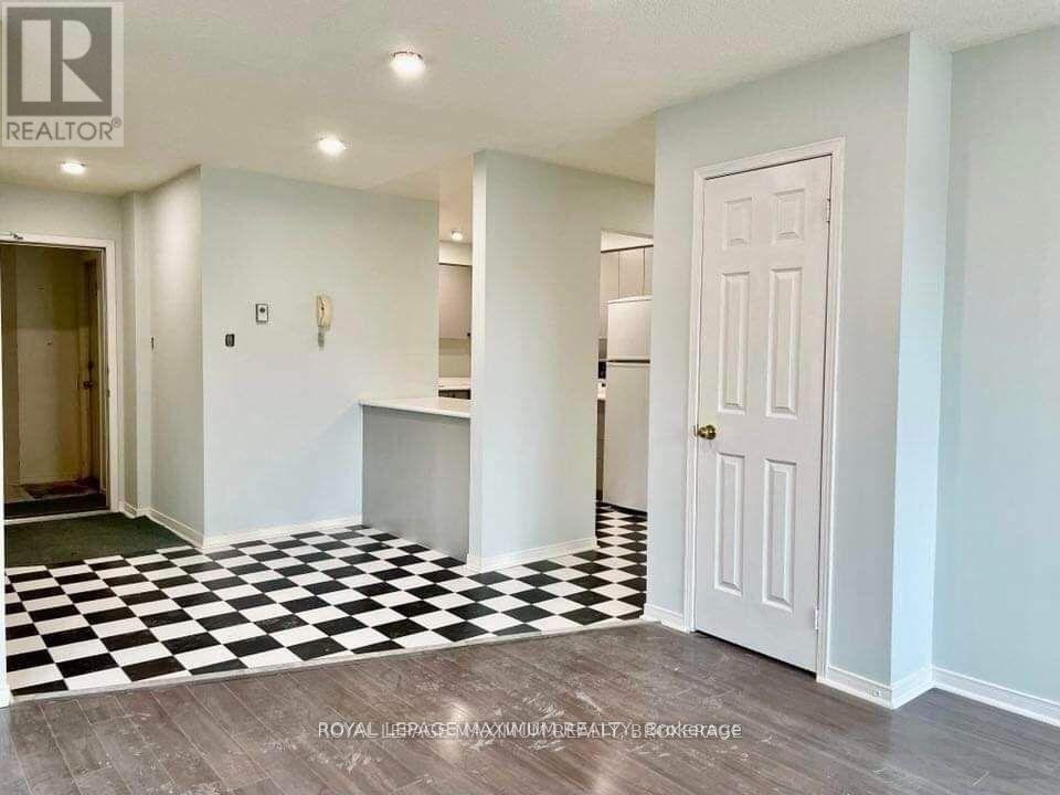 2 - 1633 Dundas Street W, Toronto, Ontario  M6K 1V2 - Photo 1 - C12420253