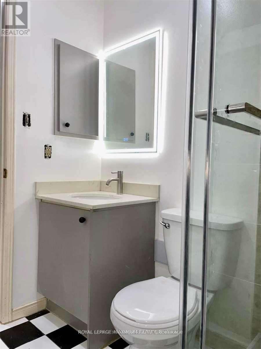 2 - 1633 Dundas Street W, Toronto, Ontario  M6K 1V2 - Photo 5 - C12420253