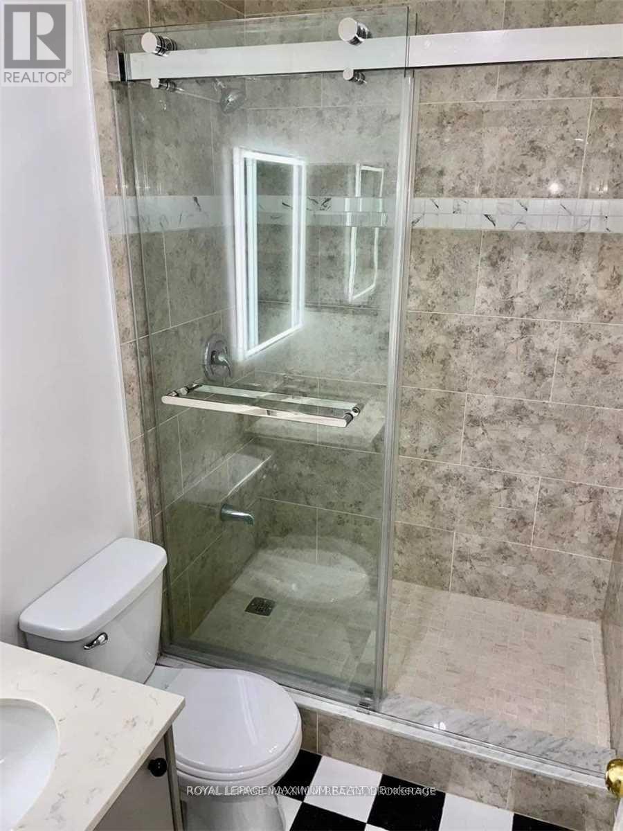 2 - 1633 Dundas Street W, Toronto, Ontario  M6K 1V2 - Photo 8 - C12420253