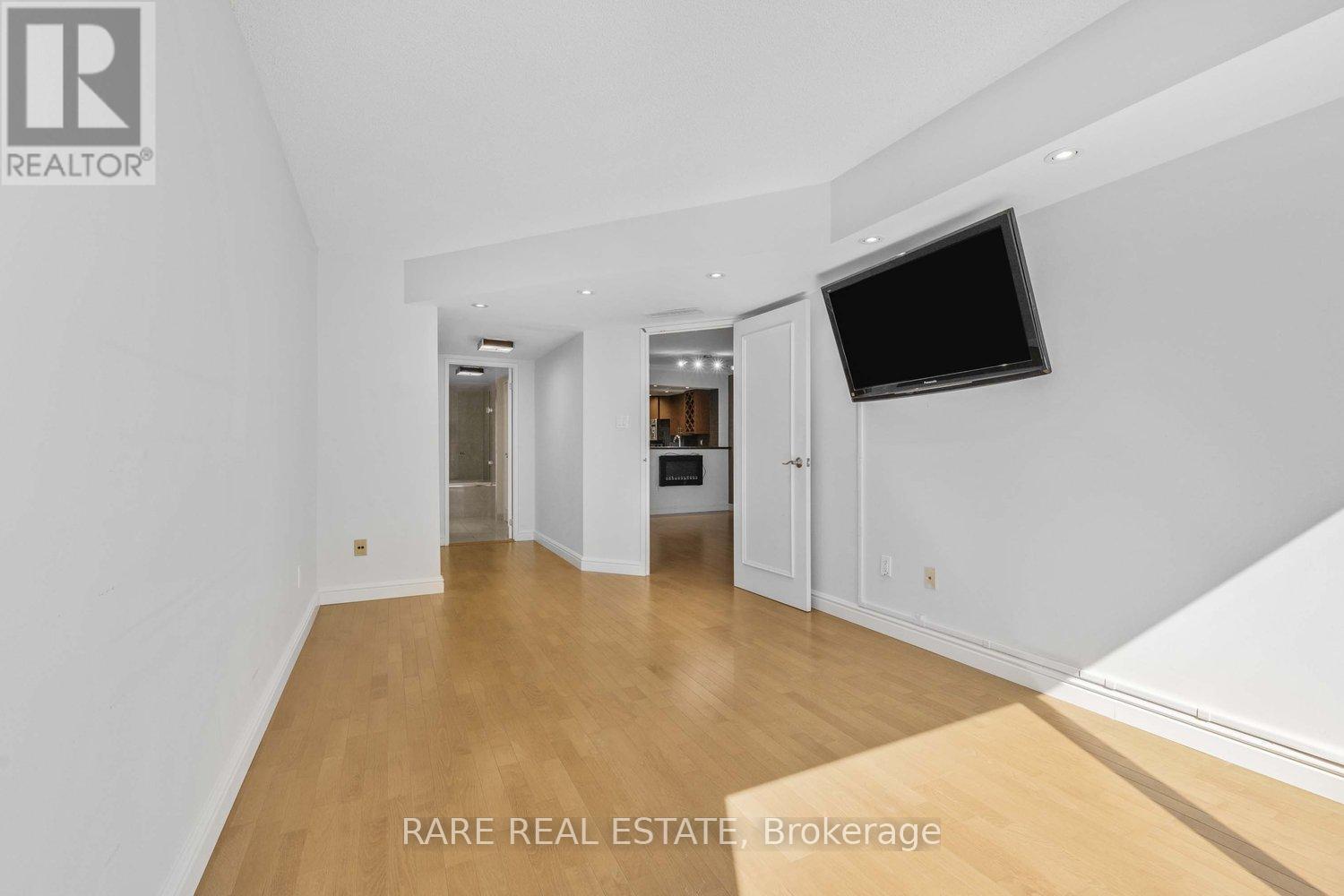 310 - 1001 Bay Street, Toronto, Ontario  M5S 3A6 - Photo 16 - C12420257