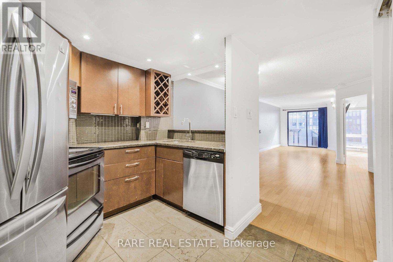 310 - 1001 Bay Street, Toronto, Ontario  M5S 3A6 - Photo 4 - C12420257