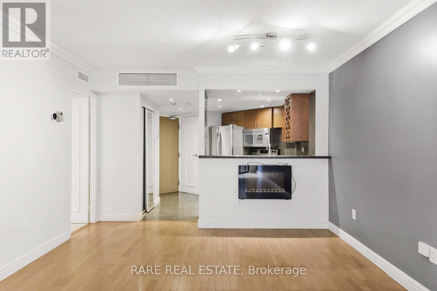 310 - 1001 Bay Street, Toronto, Ontario  M5S 3A6 - Photo 5 - C12420257