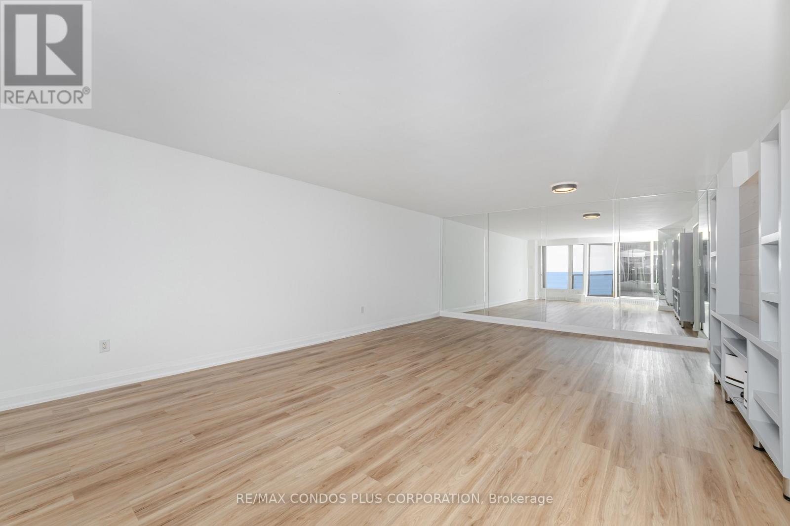 805 - 2045 Lake Shore Boulevard W, Toronto, Ontario  M8V 2Z6 - Photo 12 - W12411496