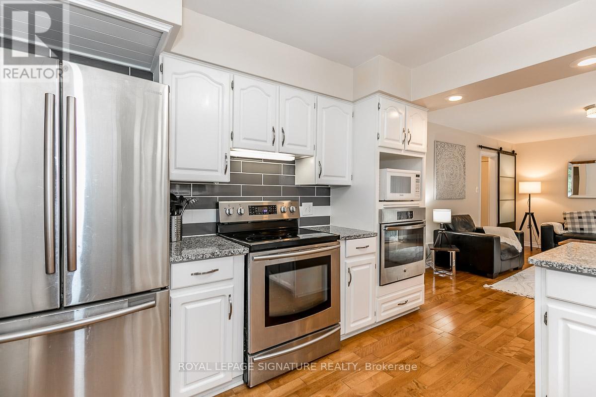 1032 Baseline Road, Gravenhurst, Ontario  P0E 1N0 - Photo 3 - X12314111
