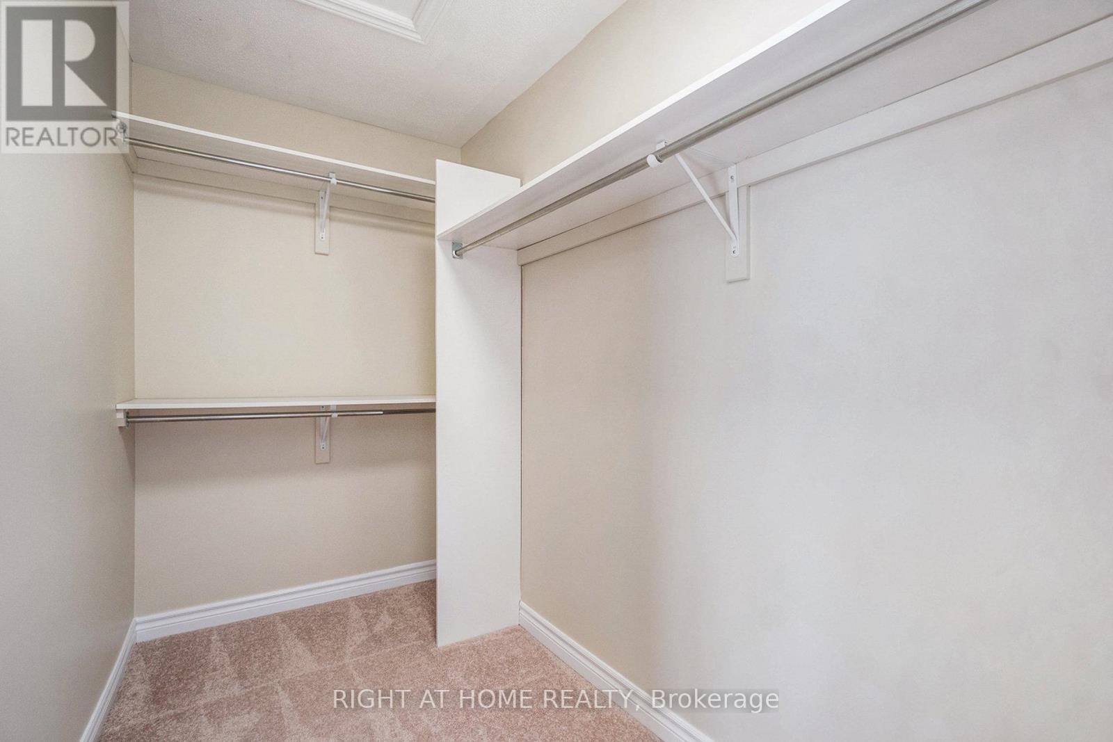 928 Bunchberry Way, Ottawa, Ontario  K1T 0L6 - Photo 42 - X12420281