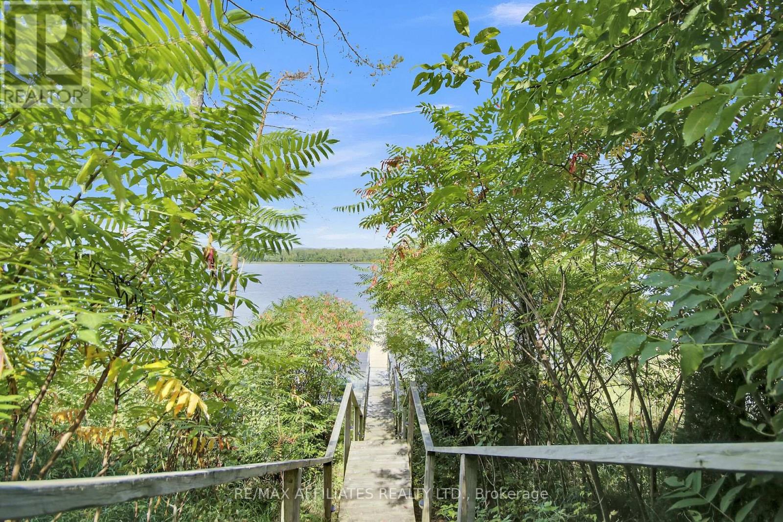 300 Riverwood Drive, Ottawa, Ontario  K0A 3M0 - Photo 19 - X12420289