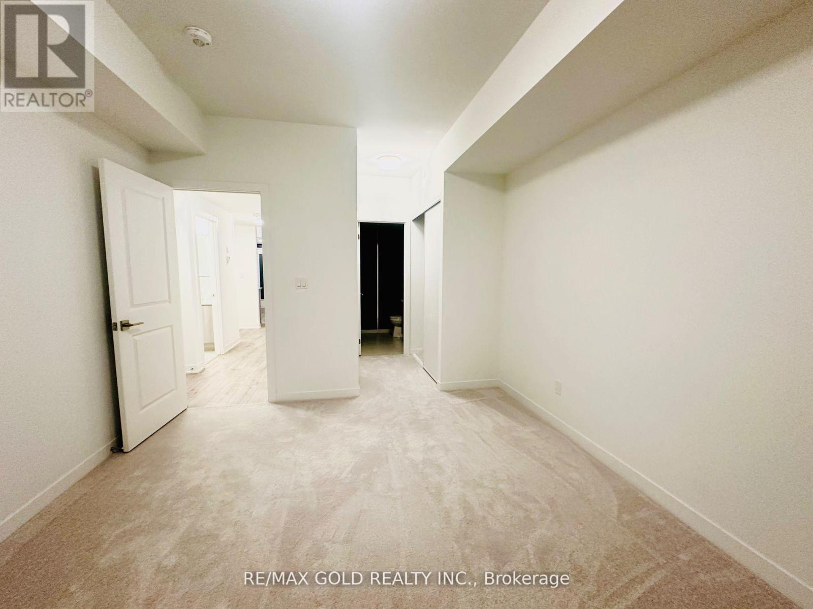 13 - 4015 Hickory Drive, Mississauga, Ontario  L4W 1L1 - Photo 10 - W12420231
