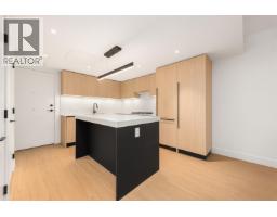 110 2235 E BROADWAY