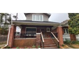 1620 DUFFERIN PLACE