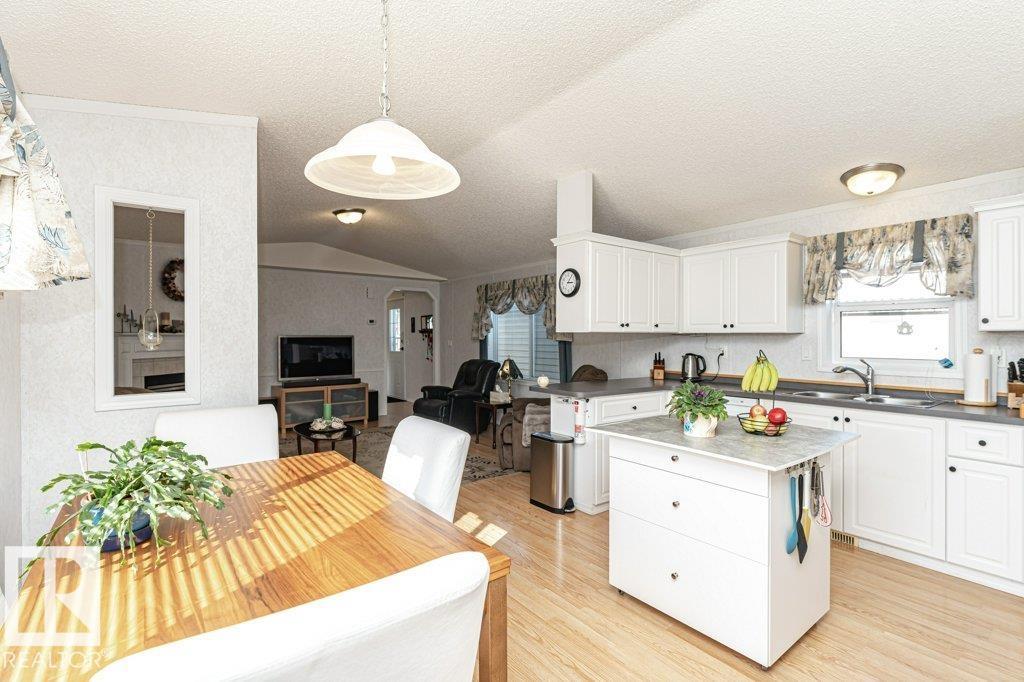 241 Oak Wood Dr Nw, Edmonton, Alberta  T6P 0A4 - Photo 15 - E4458997