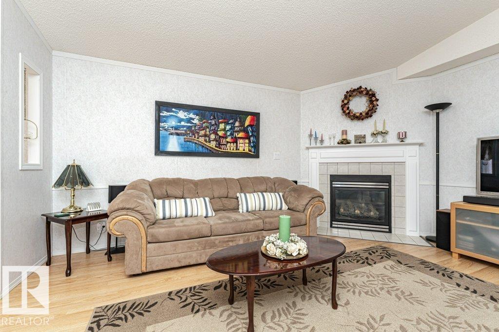 241 Oak Wood Dr Nw, Edmonton, Alberta  T6P 0A4 - Photo 6 - E4458997