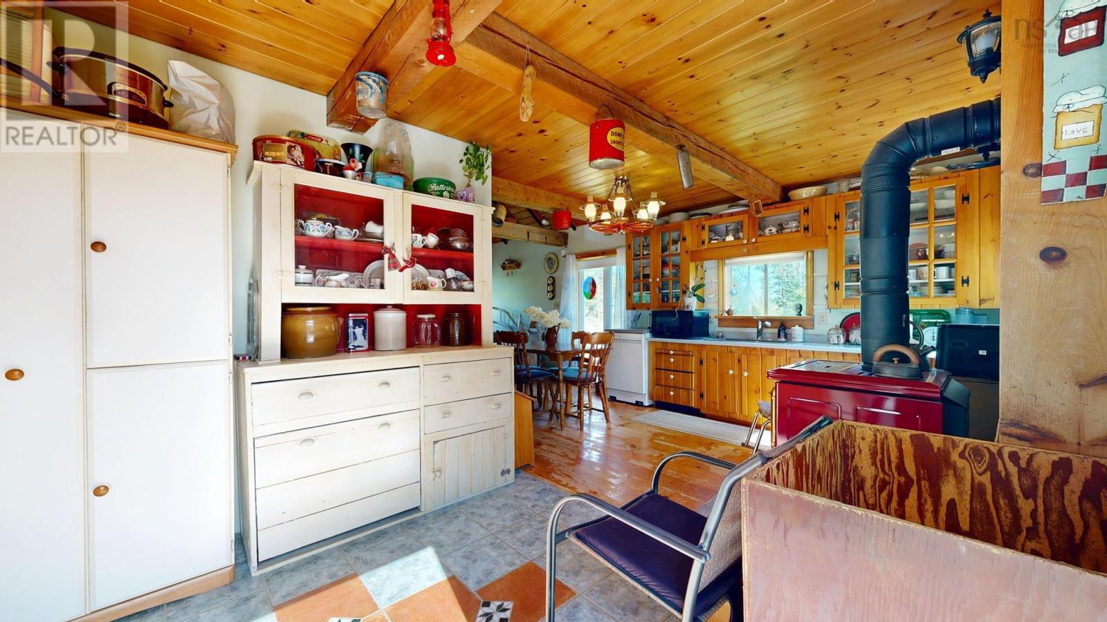 1214 Old Port Mouton Road, White Point, Nova Scotia  B0T 1G0 - Photo 11 - 202522604