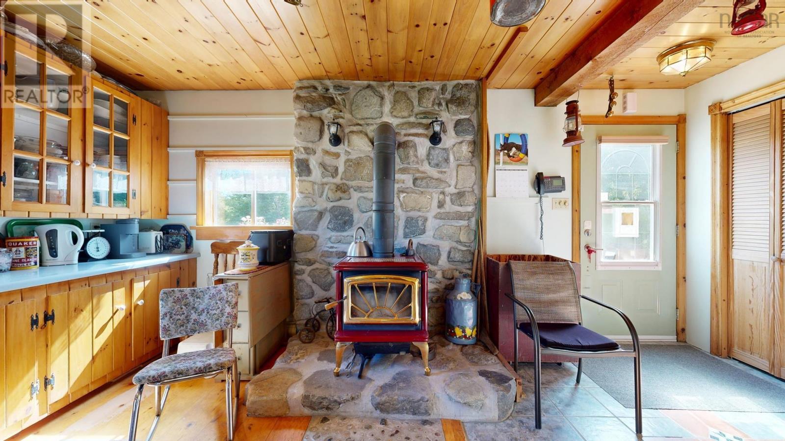 1214 Old Port Mouton Road, White Point, Nova Scotia  B0T 1G0 - Photo 12 - 202522604
