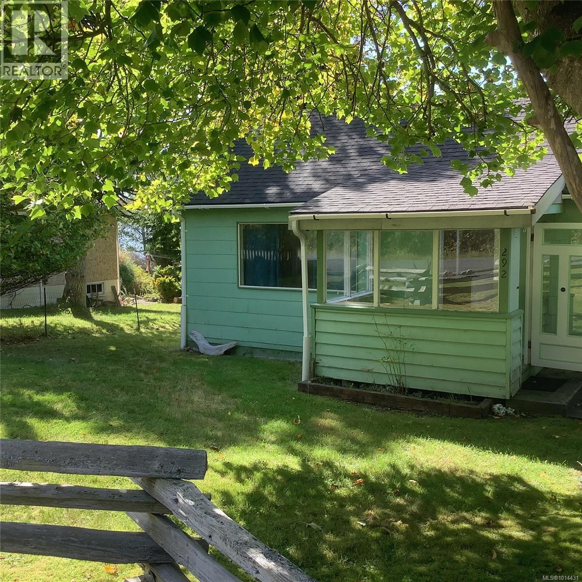 292 1st St, Sointula, British Columbia  V0N 3E0 - Photo 4 - 1014431