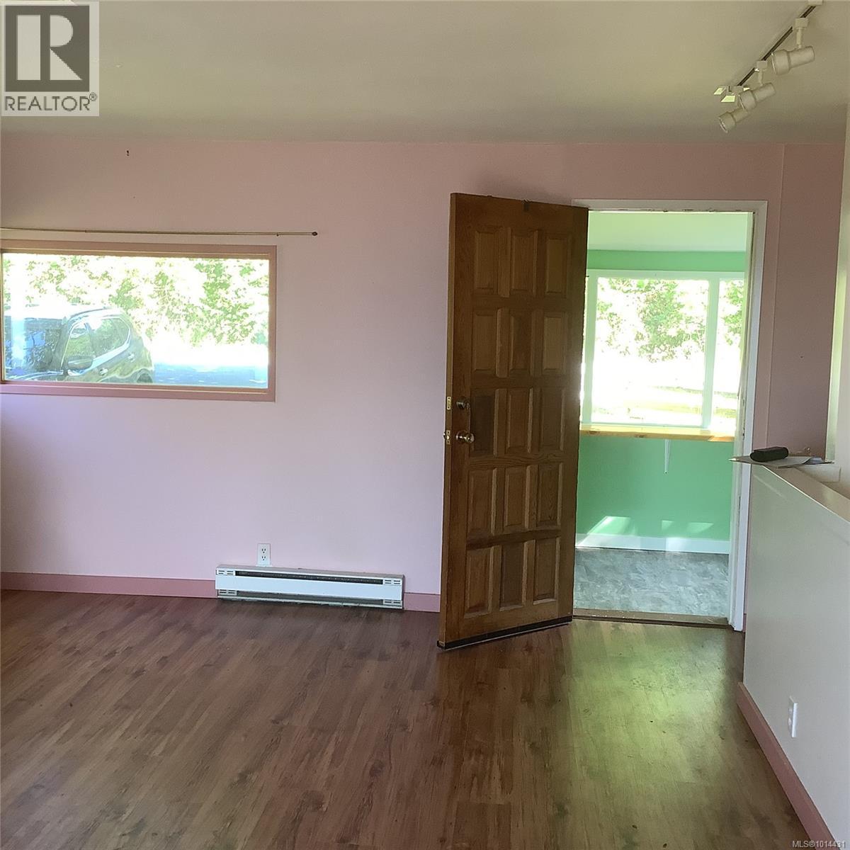 292 1st St, Sointula, British Columbia  V0N 3E0 - Photo 6 - 1014431