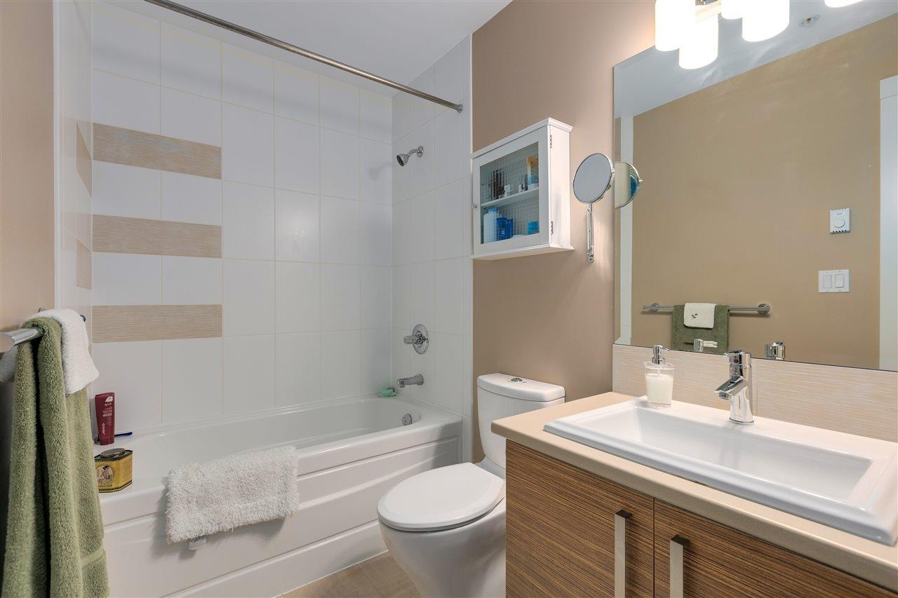 Lorem Ipsum Dolor S, Surrey, British Columbia  V4A  - Photo 16 - DEMO28856693