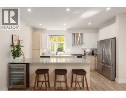 2272 ST. GEORGE STREET