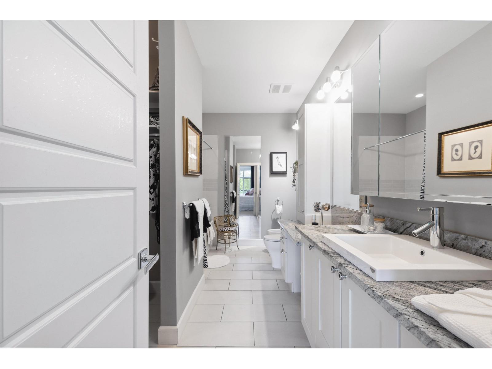 304 15155 36 Avenue, Surrey, British Columbia  V3Z 4R3 - Photo 16 - R3049780