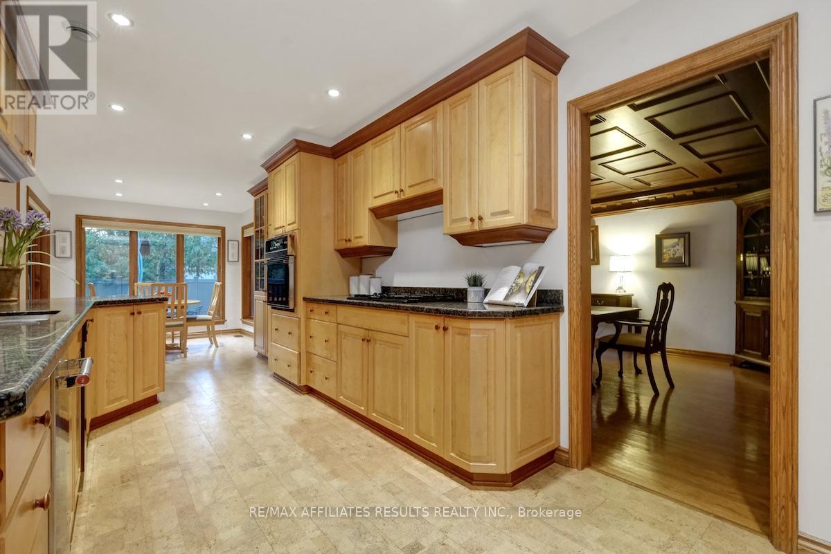 30 Pentland Crescent, Ottawa, Ontario  K2K 1V5 - Photo 13 - X12420305
