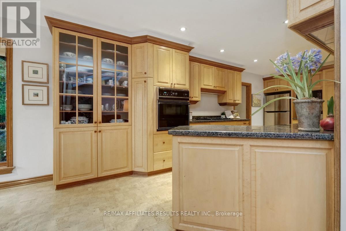 30 Pentland Crescent, Ottawa, Ontario  K2K 1V5 - Photo 15 - X12420305