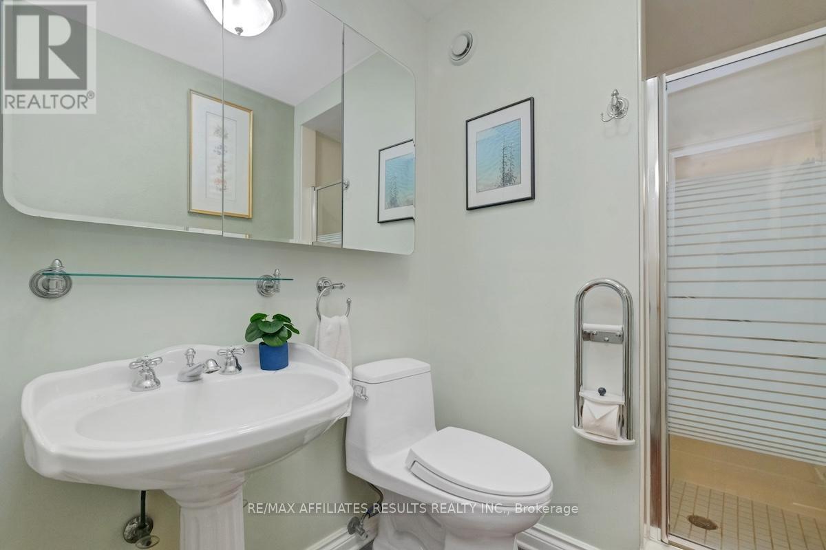30 Pentland Crescent, Ottawa, Ontario  K2K 1V5 - Photo 22 - X12420305