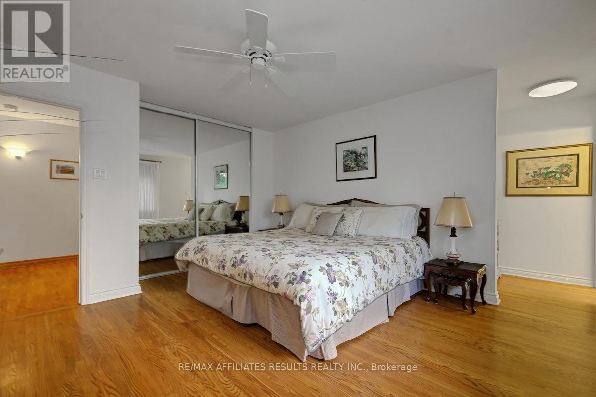 30 Pentland Crescent, Ottawa, Ontario  K2K 1V5 - Photo 35 - X12420305