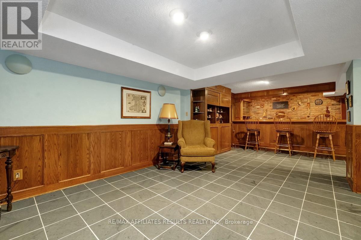 30 Pentland Crescent, Ottawa, Ontario  K2K 1V5 - Photo 38 - X12420305