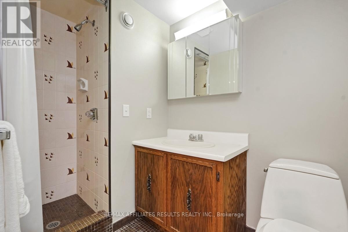 30 Pentland Crescent, Ottawa, Ontario  K2K 1V5 - Photo 41 - X12420305